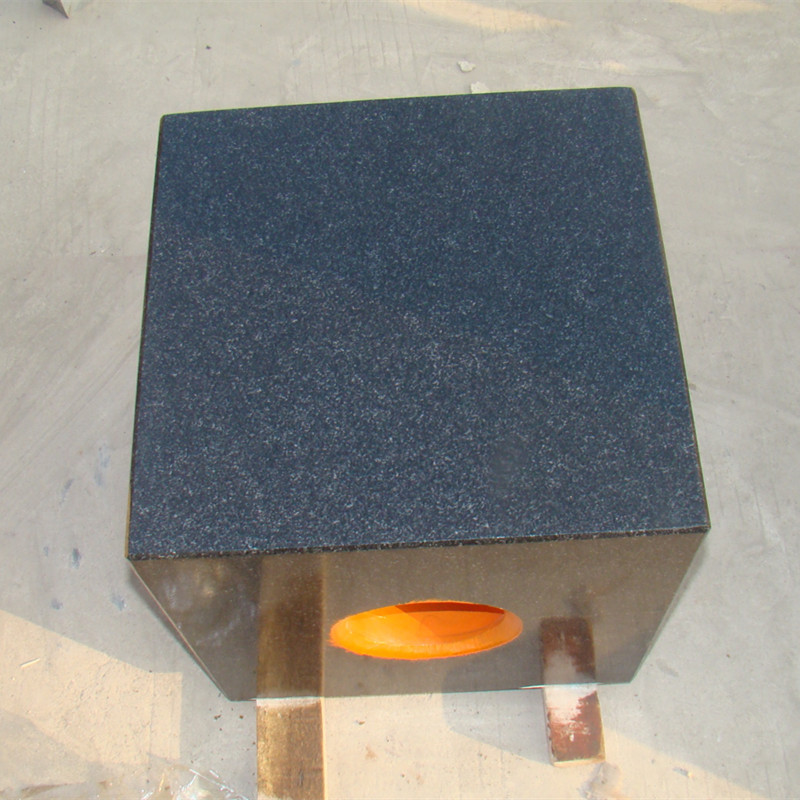 Granite arca archa