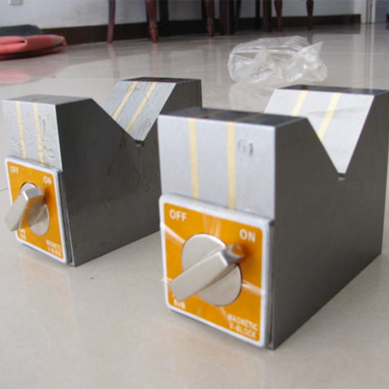 Read More de Magna V Block