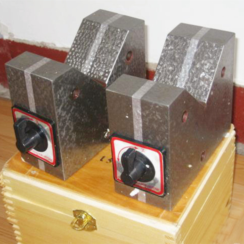 Read More About Ultra Magnetic V Clausus